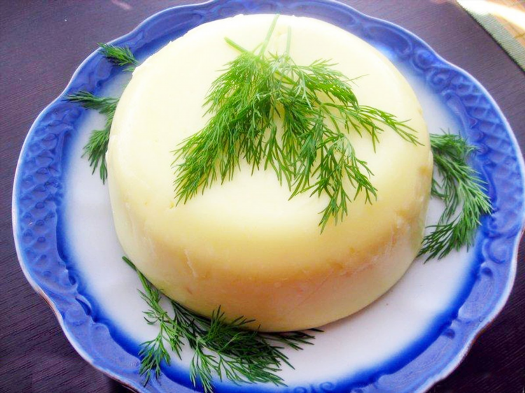 Плавленный сыр из молока в домашних условиях
