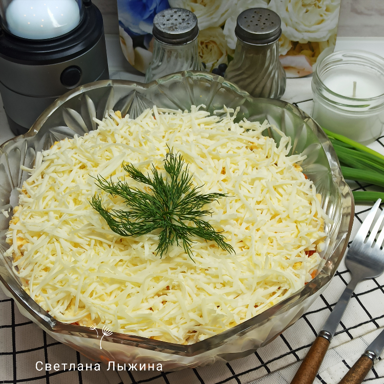 Салат с курицей и сыром рецепт