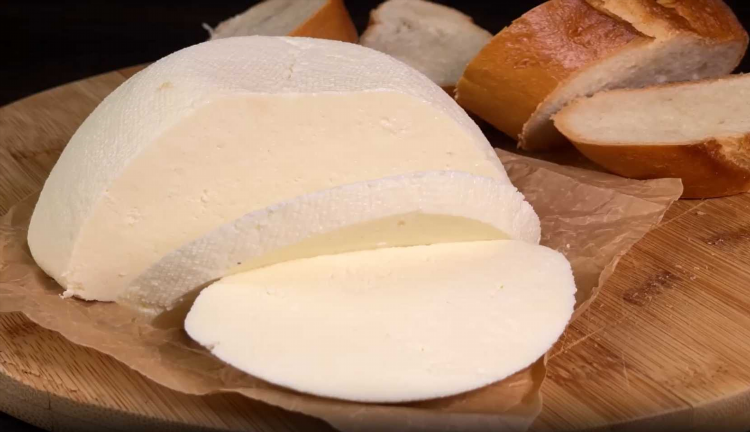 Сделать сыр в домашних условиях из кефира