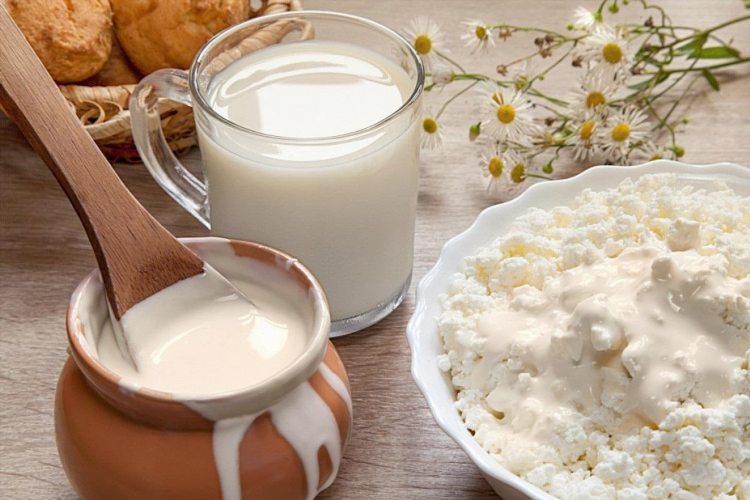 Сыр в домашних условиях из молока и сметаны и яиц